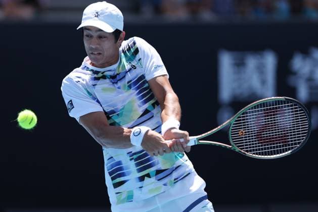 TENNIS AUSTRALIAN OPEN, Mackenzie McDonald of the USA in action during his 3rd round match against Yoshihito Nishioka of Japan at the 2023 Australian Open tennis tournament at Melbourne Park in Melbourne, Saturday, January 1, 2022. ( NO ARCHIVING, EDITORIAL USE ONLY, NO USE IN BOOKS WITHOUT CONSENT MELBOURNE VICTORIA AUSTRALIA  Copyright: xDIEGOxFEDELEx 20230120001754587207