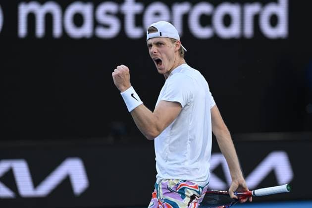 TENNIS AUSTRALIAN OPEN, Denis Shapovalov of Canada reacts druing his match against Hubert Hurkacz of Poland during the 2023 Australian Open tennis tournament at Melbourne Park in Melbourne, Friday, January 20, 2023. ( NO ARCHIVING, EDITORIAL USE ONLY, NO USE IN BOOKS WITHOUT CONSENT MELBOURNE VICTORIA AUSTRALIA  Copyright: xJOELxCARRETTx 20230120001754664641