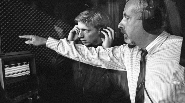 08.11.88 Tennis Stuttgart Classics Deutschland, Stuttgart, 08.11.1988, Tennis, Stuttgart Classics: v.l. Boris Becker, Heribert Faßbender. *** 08 11 88 Tennis Stuttgart Classics Germany, Stuttgart, 08 11 1988, Tennis, Stuttgart Classics v l Boris Becker, Heribert Faßbender