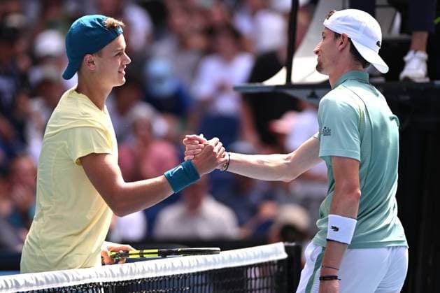 TENNIS AUSTRALIAN OPEN, Holger Rune (L) of Switzerland shakes has with Ugo Humbert of France after winning his match during the 2023 Australian Open tennis tournament at Melbourne Park in Melbourne, Wednesday, May 1, 2019. ( NO ARCHIVING, EDITORIAL USE ONLY, NO USE IN BOOKS WITHOUT CONSENT MELBOURNE VICTORIA AUSTRALIA  Copyright: xJAMESxROSSx 20230121001754987894