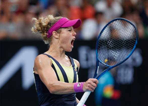 Laura Siegemund (GER), Australian Open 2023, Melbourne Park, Melbourne, Victoria, Australia., Laura Siegemund (GER) jubelt nach einem gewonnen Punkt, Emotion, Freude Copyright: xJuergenxHasenkopfx