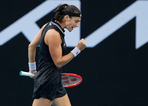 Caroline Garcia (FRA) macht die Faust und jubelt,Jubel,Freude,Emotion, Australian Open 2023, Melbourne Park, Melbourne, Victoria, Australia. Copyright: xJuergenxHasenkopfx