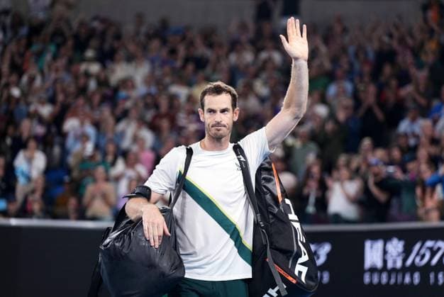 Sport Bilder des Tages Tennis: Australian Open Andy Murray of Britain waves to spectators after losing to Roberto Bautista Agut of Spain in the third round of the men s singles at the Australian Open tennis tournament in Melbourne on Jan. 21, 2023.  A14AA0001387239P 