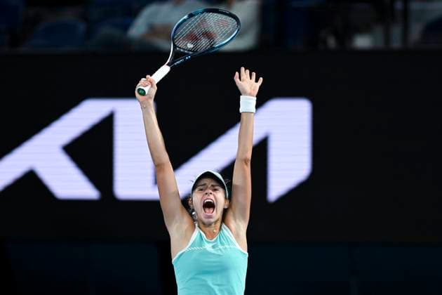 Bilder des Jahres 2023, Sport 01 Januar Sport Bilder des Tages TENNIS AUSTRALIAN OPEN, Magda Linette of Poland celebrates after winning her match against Ekaterina Alexandrova of Russia during the 2023 Australian Open tennis tournament at Melbourne Park in Melbourne, Saturday, January 21, 2023. ( NO ARCHIVING, EDITORIAL USE ONLY, NO USE IN BOOKS WITHOUT CONSENT MELBOURNE VICTORIA AUSTRALIA  Copyright: xLUKASxCOCHx 20230122001755093734