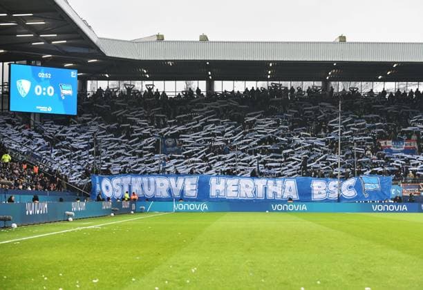 21.01.2023, Bochum, Germany, Vonovia Ruhrstadion, VfL Bochum vs Hertha BSC Berlin - 1. Bundesliga, . Fans von Hertha BSC Berlin (Foto Ralf Treese) DFB DFL REGULATIONS PROHIBIT ANY USE OF PHOTOGRAPHS AS IMAGE SEQUENCES AND OR QUASI-VIDEO. Bochum Vonovia Ruhrstadion North Rhine-Westphalia Germany *** 21 01 2023, Bochum, Germany, Vonovia Ruhrstadion, VfL Bochum vs Hertha BSC Berlin 1 Bundesliga, Fans of Hertha BSC Berlin Foto Ralf Treese DFB DFL REGULATIONS PROHIBIT ANY USE OF PHOTOGRAPHS AS IMAGE SEQUENCES AND OR QUASI VIDEO Bochum Vonovia Ruhrstadion North Rhine Westphalia Germany  521_BOCBSC20230121012 Treese-521