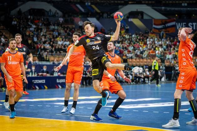 Handball Kattowitz 21.01.2023 Weltmeisterschaft Handball WM Männer Hauptrunde Niederlande (NED) - Deutschland (GER) Patrick Groetzki (Deutschland, No.24) *** Handball Katowice 21 01 2023 World Cup Handball World Cup Men Main Round Netherlands NED Germany GER Patrick Groetzki Germany, No 24