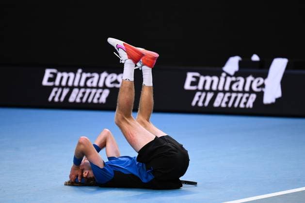 Bilder des Jahres 2023, Sport 01 Januar Sport Bilder des Tages Mandatory Credit: Photo by James Gourley Shutterstock (13729780ew) Andrey Rublev celebrates victory after winning his fourth round match Australian Open, Day Eight, Tennis, Melbourne Park, Melbourne, Australia - 23 Jan 2023 Australian Open, Day Eight, Tennis, Melbourne Park, Melbourne, Australia - 23 Jan 2023  Copyright: xJamesxGourley Shutterstockx 13729780ew