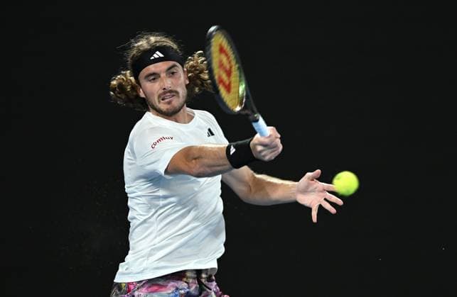 TENNIS AUSTRALIAN OPEN, Jiri Lehecka of Czech Republic returns to Stefanos Tsitsipas of Greece during their quarter final match at the 2023 Australian Open tennis championship at Melbourne Park in Melbourne, Tuesday, January 24, 2023. ( NO ARCHIVING, EDITORIAL USE ONLY, NO USE IN BOOKS WITHOUT CONSENT MELBOURNE VICTORIA AUSTRALIA  Copyright: xLUKASxCOCHx 20230124001756104422