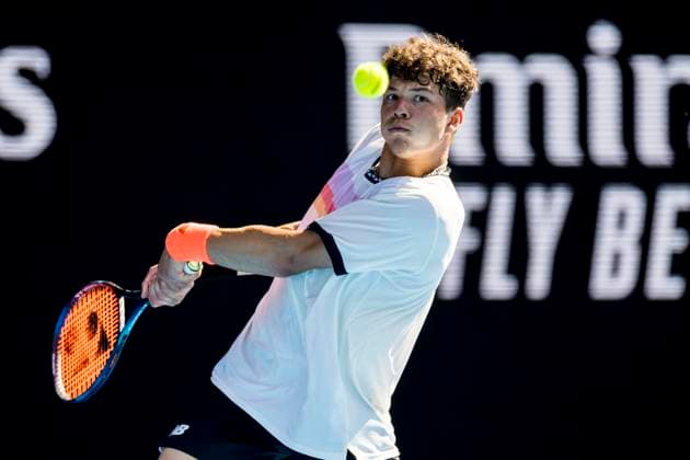 MELBOURNE, VIC - JANUARY 25: Ben Shelton of the United States of America in action during the Quarterfinals of the 2023 Australian Open on January 25 2023, at Melbourne Park in Melbourne, Australia. (Photo by Jason Heidrich Icon Sportswire) TENNIS: JAN 25 Australian Open Icon230125100