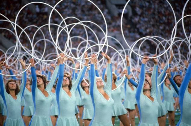 Moscow, USSR. Participants of the closing ceremony of the 22nd Summer Olympic Games, Olympische Spiele, Olympia, OS perform at the Grand Sports Arena of the Central Lenin Stadium. Igor Utkin TASS  1686198