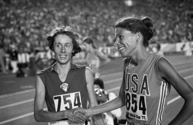 DÃ¼sseldorf, Federal Republic of Germany. Soviet athlete Tatyana Kazankina, who won a gold medal in the women s 1500 metres event with a result of 4 minutes 12.7 seconds, and American athlete Frances Larrieu-Lutz (L-R), who won a silver medal, shake hands after the race during the 1st International Association of Athletics Federations World Cup at the Rheinstadion Stadium. Viktor Budan TASS  18922276