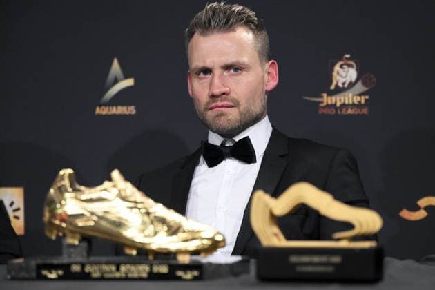 ANTWERPEN, BELGIUM - JANUARY 25 : Mignolet Simon goalkeeper of Club Brugge wins the golden shoe pictured during the 69th edition of the Belgian Golden Shoe Award Ceremony on January 25, 2023 in Antwerpen, Belgium, 25 01 2023 ( Belgian Soccer Golden Shoe 2022 Gala PhotoNews Panoramic 