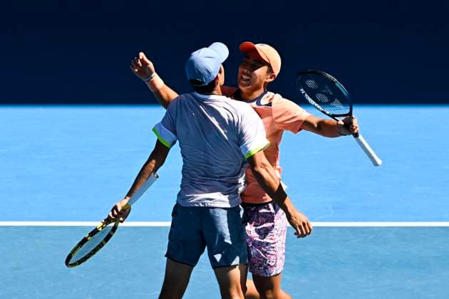 TENNIS AUSTRALIAN OPEN, Rinky Hijikata and Jason Kubler of Australia celebrate after winning their Men?s Doubles semi finals against Marcel Granollers of Spain and Horacio Zeballos of Argentina at the 2023 Australian Open tennis championship at Melbourne Park in Melbourne, Thursday, January 26, 2023. ( NO ARCHIVING, EDITORIAL USE ONLY, NO USE IN BOOKS WITHOUT CONSENT MELBOURNE VICTORIA AUSTRALIA  Copyright: xLUKASxCOCHx 20230126001756713885