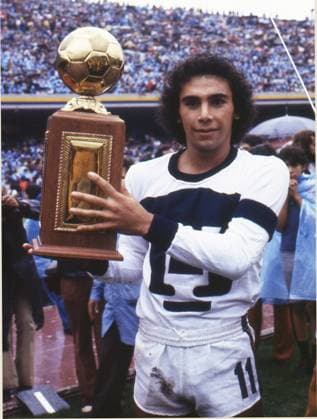 ARCHIVO HISTORICO MexSport Hugo Sanchez Photo of Hugo Sanchez, Pumas 1980 Foto de Hugo Sanchez, Pumas 1980 mexsport Photo of Hugo Sanchez, Pumas 1980 Foto de Hugo Sanchez, Pumas 1980 mexsport *** Local Caption *** juv-06Archivo Historico ARCHIVO HISTORICO MEXSPORT  Copyright: xARCHIVOxHISTORICOx xMexSportx 34101013DI_PUM_SANCHEZ3