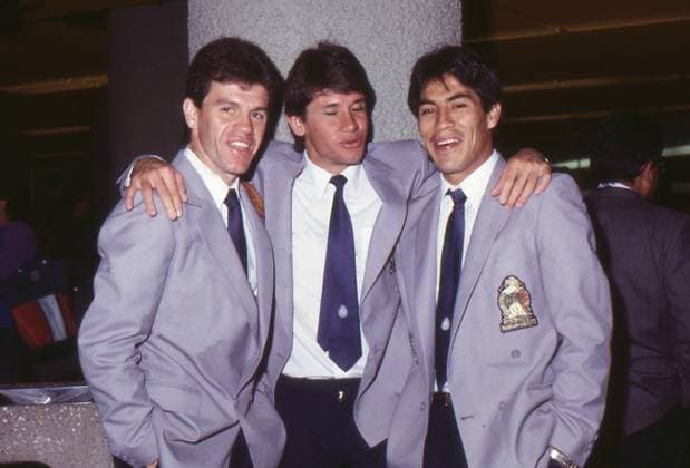 046041216MMX_SEL_MEX_MEXICO Foto de los Jugadores Javier Aguirre, Javier Ledesma y Benjamin Galindo de la Seleccion Mexicana en 1988 1988 MEXSPORT David Leah CIUDAD DE MEXICO CIUDAD DE MEXICO MEXICO  Copyright: xSELECCIONxMEXICANAx1988x 046041216MMX_SEL_MEX_MEXICO501