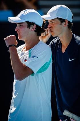 Joao Fonseca ATP, Tennis Herren 952) and Alexander Blockx (ATP 1306) pictured during a tennis match between Belgian-Brazilian pair Blockx-Fonseca and American pair Tien-Williams, in the final of the junior boys doubles at the Australian Open tennis Grand Slam, Friday 27 January 2023 in Melbourne Park, Melbourne, Australia. PATRICKxHAMILTON  x58801938x