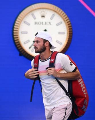 Mandatory Credit: Photo by James Gourley Shutterstock (13736332dm) Tommy Paul of the USA arrives on court Australian Open, Day Twelve, Tennis, Melbourne Park, Melbourne, Australia - 27 Jan 2023 Australian Open, Day Twelve, Tennis, Melbourne Park, Melbourne, Australia - 27 Jan 2023 Copyright: xJamesxGourley Shutterstockx 13736332dm