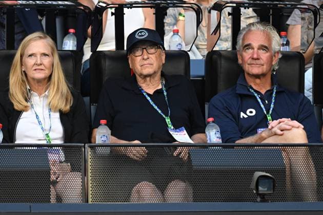 TENNIS AUSTRALIAN OPEN, Co-founder of Microsoft Bill Gates watches the Tommy Paul of the United States and Novak Djokovic of Serbia pose Men?s semi final match at the 2023 Australian Open tennis championship at Melbourne Park in Melbourne, Thursday, January 26, 2023. ( NO ARCHIVING, EDITORIAL USE ONLY, NO USE IN BOOKS WITHOUT CONSENT MELBOURNE VICTORIA AUSTRALIA  Copyright: xJOELxCARRETTx 20230127001757099388