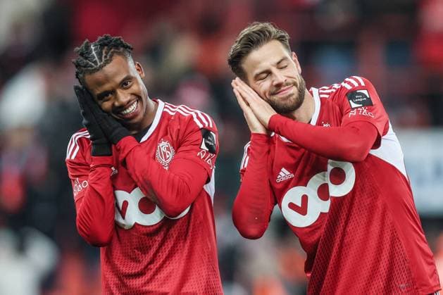 Bilder des Jahres 2023, Sport 01 Januar Sport Bilder des Tages Standard s William Balikwisha and Standard s Philip Zinckernagel celebrate during a soccer match between Standard de Liege and KAS Eupen, Friday 27 January 2023 in Liege, on day 23 of the 2022-2023 Jupiler Pro League first division of the Belgian championship. BRUNOxFAHY  x58832707x