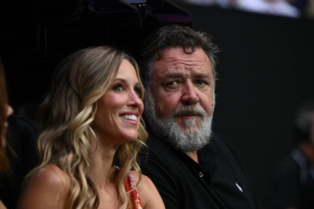 TENNIS AUSTRALIAN OPEN, Australian Actor Russell Crowe with partner Britney Theriot during the Women?s Singles Final between Elena Rybakina of Kazakhstan and Aryna Sabalenka of Russia at the 2023 Australian Open tennis tournament at Melbourne Park in Melbourne, Saturday, January 28, 2023. ( NO ARCHIVING, EDITORIAL USE ONLY, NO USE IN BOOKS WITHOUT CONSENT MELBOURNE VICTORIA AUSTRALIA  Copyright: xJOELxCARRETTx 20230128001757454349