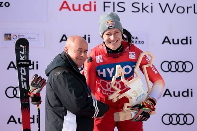 January 28, 2023, Cortina dÃ¢â‚¬â ¢Ampezzo, Italy: Cortina dÃ¢â‚¬â ¢Ampezzo, Italy, Olympia delle Tofane, January 28, 2023, Odermatt Marco (SUI) 1st CLASSIFIED and Johan Eliasch (president of Fis) during 2023 Audi FIS Ski World Cup - Men s Super G - alpine ski race. alpine ski race - 2023 Audi FIS Ski World Cup - Men s Super G, Cortina d™Ampezzo, Italy  - ZUMAl164 20230128_zsa_l164_029 Copyright: xMattiaxRadonix