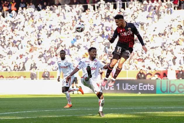 Sofiane Diop (OGC Nice) - Angel Gomes (Lille) FOOTBALL : OGC Nice vs Lille - Ligue 1 Ubereats - Nice - 29 01 2023 NorbertScanella Panoramic 