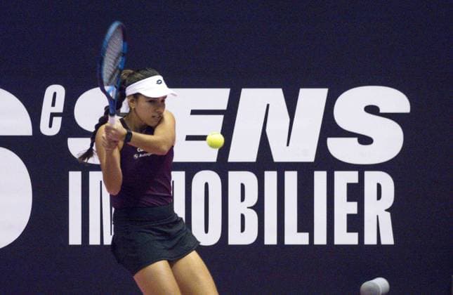 La joueuse de tennis Camilia Osorio (COL) lors de l Open 6eme sens Immobilier MÃ tropole de Lyon 2023, tournoi de tennis fÃ minin WTA, Tennis Damen 250 de Caroline Garcia, Lyon 30 01 2022 TENNIS : Open 6eme Sens Immobilier Lyon Metropole - 30 01 2023 SandrineThesillat Panoramic 