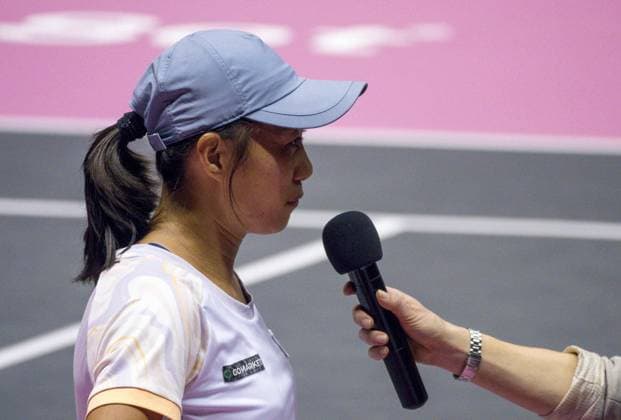 La joueuse de tennis chinoise Shuai ZHANG, l emporte face Ã l amÃ ricaine Madison Brengle lors du 2eme jour de l Open 6eme sens Immobilier MÃ tropole de Lyon 2023, tournoi de tennis fÃ minin WTA, Tennis Damen 250 de Caroline Garcia, Lyon 31 01 2022 TENNIS : Open 6eme sens Immobilier MÃ tropole de Lyon 2023 - Tournoi de tennis fÃ minin WTA 250 - Lyon - 31 01 2022 SandrineThesillat Panoramic 