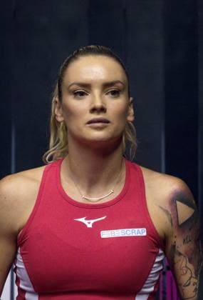 La joueuse tcheque Tereza Martincova Ã son arrivÃ e avant son match face Ã Caroline Garcia (FRA)- Open 6eme sens Immobilier MÃ tropole de Lyon 2023, tournoi de tennis fÃ minin WTA, Tennis Damen 250 de Caroline Garcia, Lyon 31 01 2022 - TENNIS : Open 6eme Sens Immobilier Lyon Metropole - 31 01 2023 SandrineThesillat Panoramic 