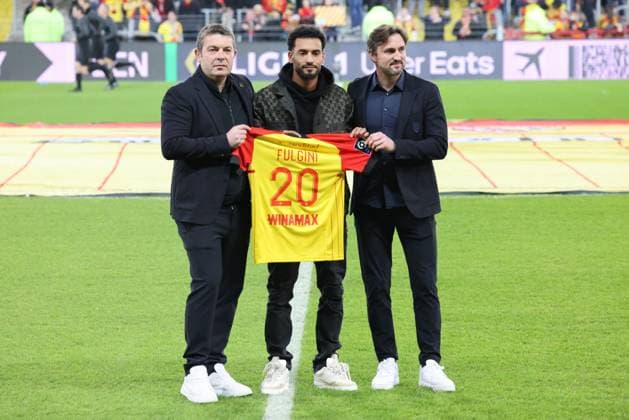 Presentation Angelo Fulgini lors du match RC Lens - OGC Nice, stade Bollaert-Delelis, 1er fÃ vrier 2023 FOOTBALL : RC Lens vs OGC Nice - Ligue 1 Uber Eats - 01 02 2023 LaurentSanson Panoramic 