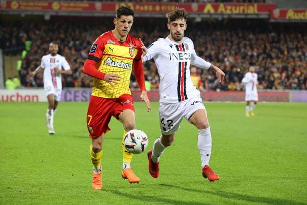Florian Sotoca (Lens) lors du match RC Lens - OGC Nice, stade Bollaert-Delelis, 1er fÃ vrier 2023 FOOTBALL : RC Lens vs OGC Nice - Ligue 1 Uber Eats - 01 02 2023 LaurentSanson Panoramic 