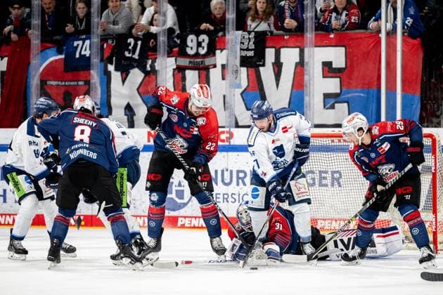 Sport Themen der Woche KW05 02.02.2023 - Eishockey - Saison 2022 2023 - Penny DEL - Nürnberg Ice Tigers Icetigers - Straubing Tigers - ThHa - Tyler Sheehy (8, Nürnberg Ice Tigers, Nuernberg Ice Tigers ) Taylor Leier (7, Straubing Tigers ) Travis Turnbull (77, Straubing Tigers ) Oliver Mebus (22, Nürnberg Ice Tigers, Nuernberg Ice Tigers ) Niklas Treutle (31, Nürnberg Ice Tigers, Nuernberg Ice Tigers ) Nicholas Nick Welsh (29, Nürnberg Ice Tigers, Nuernberg Ice Tigers ) *** 02 02 2023 Ice Hockey Season 2022 2023 Penny DEL Nuremberg Ice Tigers Icetigers Straubing Tigers ThHa Tyler Sheehy 8, Nuremberg Ice Tigers, Nuernberg Ice Tigers Taylor Leier 7, Straubing Tigers Travis Turnbull 77, Straubing Tigers Oliver Mebus 22, Nuremberg Ice Tigers, Nuernberg Ice Tigers Niklas Treutle 31, Nuremberg Ice Tigers, Nuernberg Ice Tigers Nicholas Nick Welsh 29, Nuremberg Ice Tigers, Nuernberg Ice Tigers