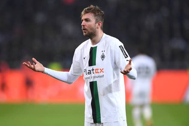 Fußball 1. Bundesliga 19. Spieltag Borussia Mönchengladbach - FC Schalke 04 am 04.02.2023 im Borussia-Park in Mönchengladbach Christoph Kramer ( Mönchengladbach ) DFL regulations prohibit any use of photographs as image sequences and or quasi-video.