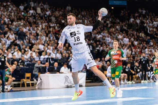 Tor Niclas Ekberg (THW Kiel 18) THW Kiel vs. SC Magdeburg, Handball, DHB-Pokal, Viertelfinale, Saison 2022 2023, 05.02.2023 -Pressefoto Marcel von Fehrn THW Kiel vs. SC Magdeburg, Handball, DHB-Pokal, Viertelfinale, Saison 2022 2023, 05.02.2023 Hamburg Copyright: xEibner-Pressefoto MarcelxvonxFehrnx EP_EER