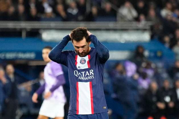 PARIS, FRANCE - FEBRUARY 4: Leo Messi reacts during the French Ligue 1 match between Paris Saint-Germain (PSG) and Toulouse FC at Parc des Princes on February 4, 2023 in Paris, France. (Photo by Glenn Gervot Icon Sportswire) SOCCER: FEB 04 French Ligue 1 - Toulouse FC at Paris Saint-Germain Icon202302044631