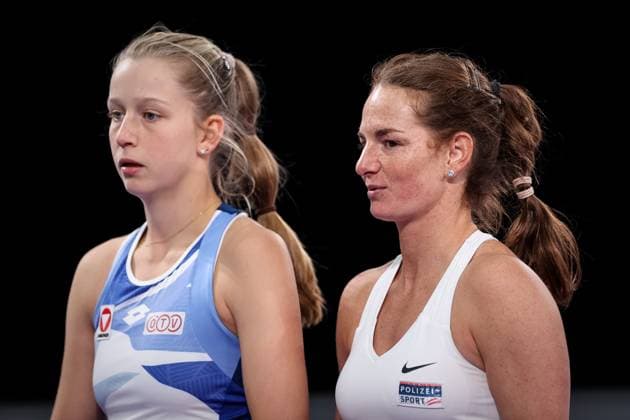 TENNIS - WTA, Tennis Damen Upper Austria Ladies Linz LINZ,AUSTRIA,06.FEB.23 - TENNIS - WTA Tour, Upper Austria Ladies Linz. Image shows Sinja Kraus and Melanie Klaffner (AUT).  GEPAxpictures xManfredxBinder