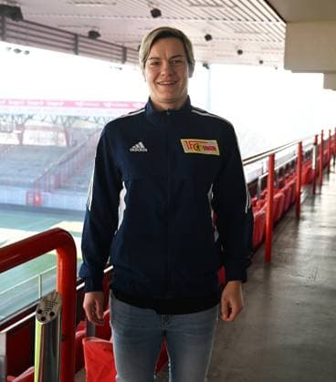 Fussball, Frauen, Regionalliga Nordost, Saison 2022 2023, 1. FC Union Berlin, Medienrunde, Sportliche Leiterin 1. Frauen Jennifer Zietz (1. FC Union Berlin) im Stadion An der Alten Försterei, 07.02. 2022, Copyright: xMatthiasxKochx