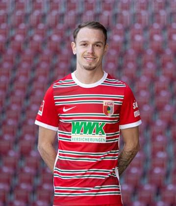 Irvin Cardona; FC Augsburg; 1. BL, Porträttermin 2022 2023,