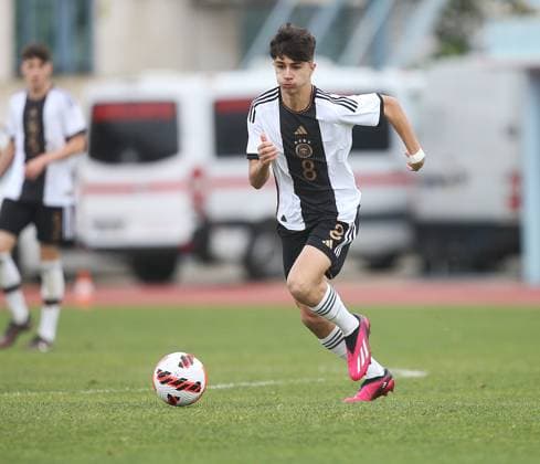 Adin Licina (GER) . Fussball: Länderspiel, UEFA Development Tournament in Altura, Portugal: Saison 22 23: Deutschland vs Frankreich , U16 Nationalmannschaft, 08.02.2023.