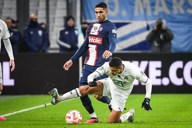 February 8, 2023, Marseille, France, France: Achraf HAKIMI of PSG and Alexis SANCHEZ of Marseille during the French Cup match between Olympique de Marseille (OM) and Paris Saint-Germain (PSG) at Orange Velodrome Stadium on February 08, 2023 in Marseille, France. Marseille France - ZUMAm308 20230208_zsp_m308_003 Copyright: xMatthieuxMirvillex