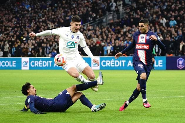 Marquinhos (PSG) - Ruslan Malinovskyi (Olympique de Marseille) - Achraf Hakimi (PSG) FOOTBALL : Olympique de Marseille vs PSG - Coupe de France - 8eme de finale - Marseille - 08 02 2023 NorbertScanella Panoramic 