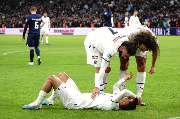 Cengiz Under (Olympique de Marseille) - Matteo Guendouzi (Olympique de Marseille) FOOTBALL : Olympique de Marseille vs PSG - Coupe de France - 8eme de finale - Marseille - 08 02 2023 NorbertScanella Panoramic 