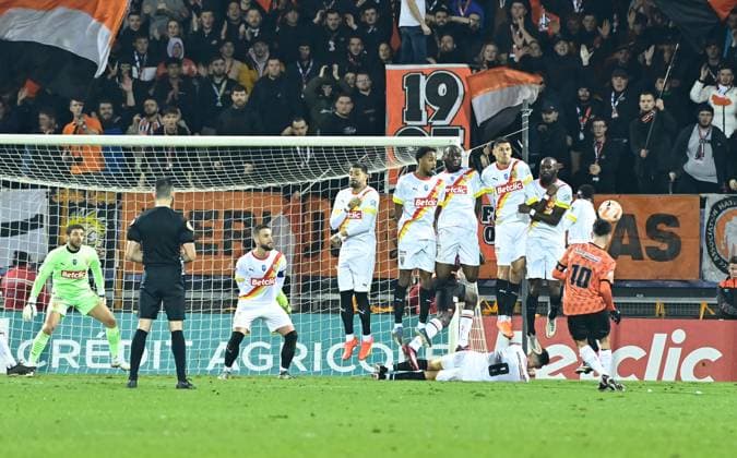 But de E Le Fee ( 10 - FC Lorient ) - FOOTBALL : Lorient vs Lens - Coupe de France - 09 02 2023 FedericoPestellini Panoramic 