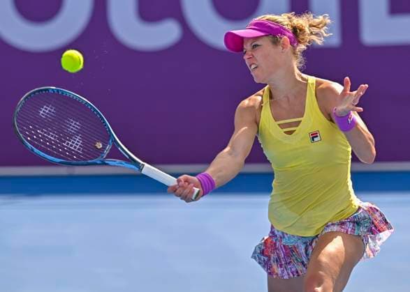 Qatar TotalEnergies Open 2023 Laura Siegemund of Germany in action during her 1st round Qualifying match against Marie Bouzkova of Czech Republic at the WTA, Tennis Damen Qatar TotalEnergies Open tennis tournament at the Khalifa International Tennis Complex in Doha, Qatar, 11 February 2023 Doha Qatar  Copyright: xNoushadxThekkayilx originalFilename:varittyakkal-wtaqatar230211_npa7U.jpg