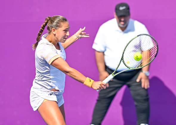 Qatar TotalEnergies Open 2023 Diane Parry of France in action during her 1st round Qualifying match against Magdalena Frech of Poland at the WTA, Tennis Damen Qatar TotalEnergies Open tennis tournament at the Khalifa International Tennis Complex in Doha, Qatar, 11 February 2023 Doha Qatar  Copyright: xNoushadxThekkayilx originalFilename:varittyakkal-wtaqatar230211_npNM1.jpg