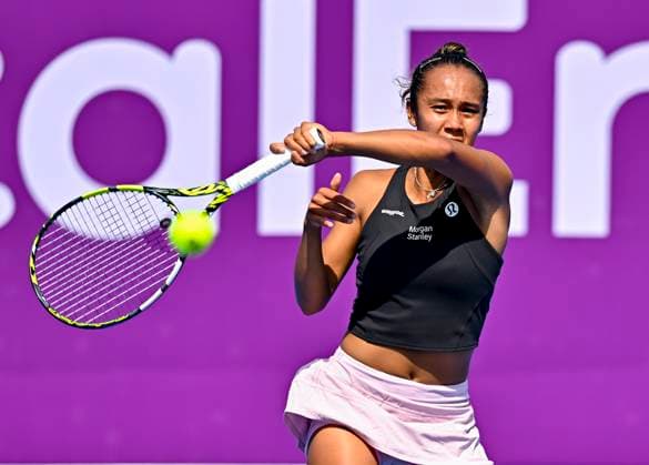 Qatar TotalEnergies Open 2023 Leylah Fernandez of Canada in action during her 1st round Qualifying match against Jasmine Paolini of Italy at the WTA, Tennis Damen Qatar TotalEnergies Open tennis tournament at the Khalifa International Tennis Complex in Doha, Qatar, 11 February 2023 Doha Qatar  Copyright: xNoushadxThekkayilx originalFilename:varittyakkal-wtaqatar230211_npbSN.jpg