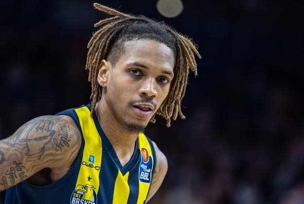 11.02.2023, Berlin, Basketball, 1. Bundesliga, easyCredit BBL, Hauptrunde, 20.Spieltag, Mercedes Benz Arena: ALBA Berlin - EWE Baskets Oldenburg. DeWayne Russell von EWE Baskets Oldenburg im Portrait. ALBA Berlin - EWE Baskets Oldenburg