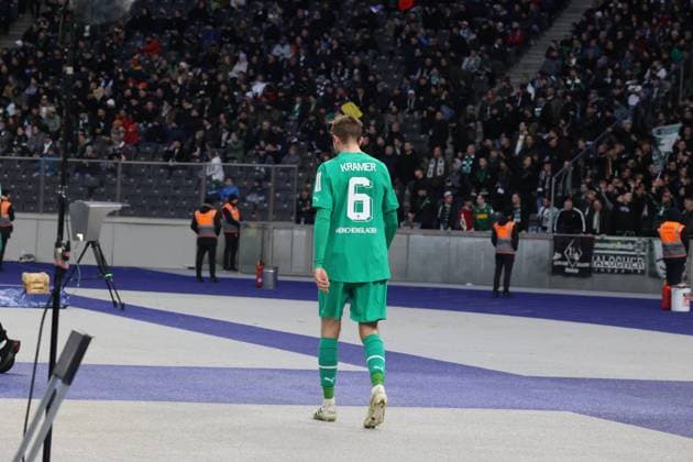 DEU, DFL, 1. FBL, Hertha BSC vs. BM Gladbach, 12.02.2023, Berliner Olympiastadion, Berlin, DEU, DFL, 1. FBL, Hertha BSC vs. BM Gladbach, im Bild Christoph Kramer (BM Gladbach 6) DFL - regulations prohibit any use of Photographs as image sequences and or quasi-video Foto: Juergen Engler nordphoto GmbH