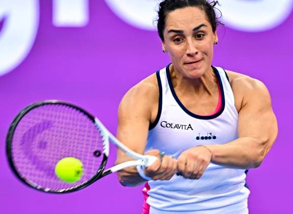 WTA, Tennis Damen Qatar TotalEnergies Open 2023 Martina Trevisan of Italy in action against Karolina Muchova of Czech Republic at the WTA Qatar TotalEnergies Open tennis tournament at the Khalifa International Tennis Complex in Doha, Qatar, 13 February 2023 DOHA Qatar  Copyright: xNoushadxThekkayilx originalFilename:varittyakkal-wtaqatar230213_npwFQ.jpg