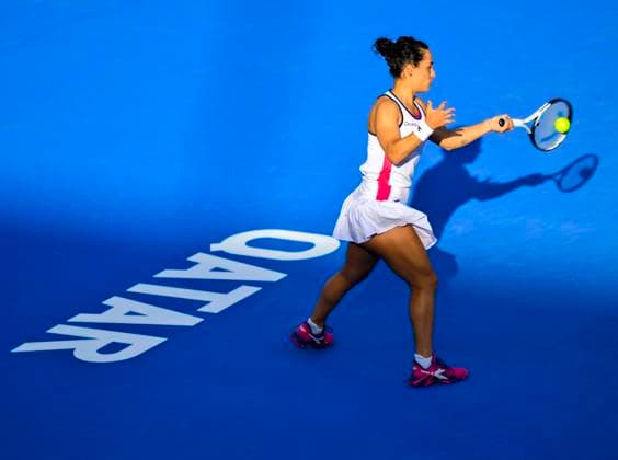 WTA, Tennis Damen Qatar TotalEnergies Open 2023 Martina Trevisan of Italy in action against Karolina Muchova of Czech Republic at the WTA Qatar TotalEnergies Open tennis tournament at the Khalifa International Tennis Complex in Doha, Qatar, 13 February 2023 DOHA Qatar  Copyright: xNoushadxThekkayilx originalFilename:varittyakkal-wtaqatar230213_npoen.jpg